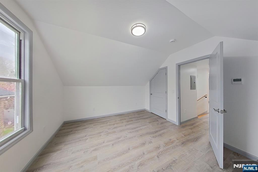 170 Sunset Avenue - Photo 9