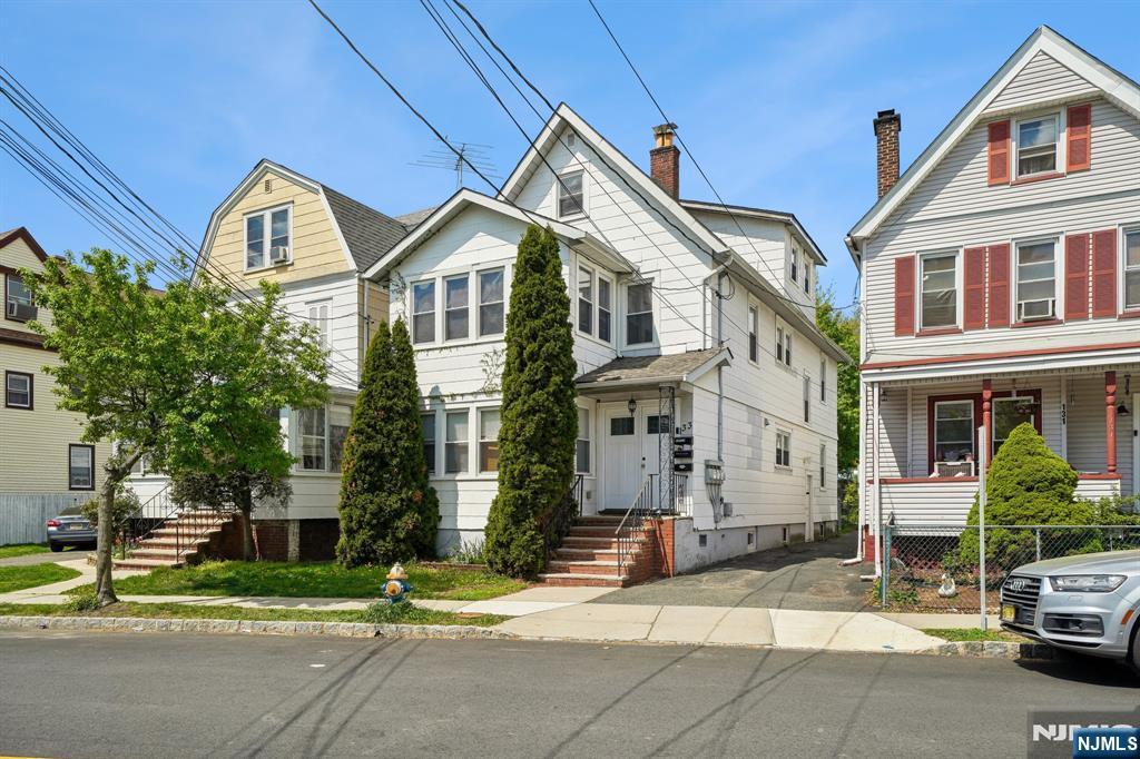 133 Franklin Avenue 3 - Photo 1