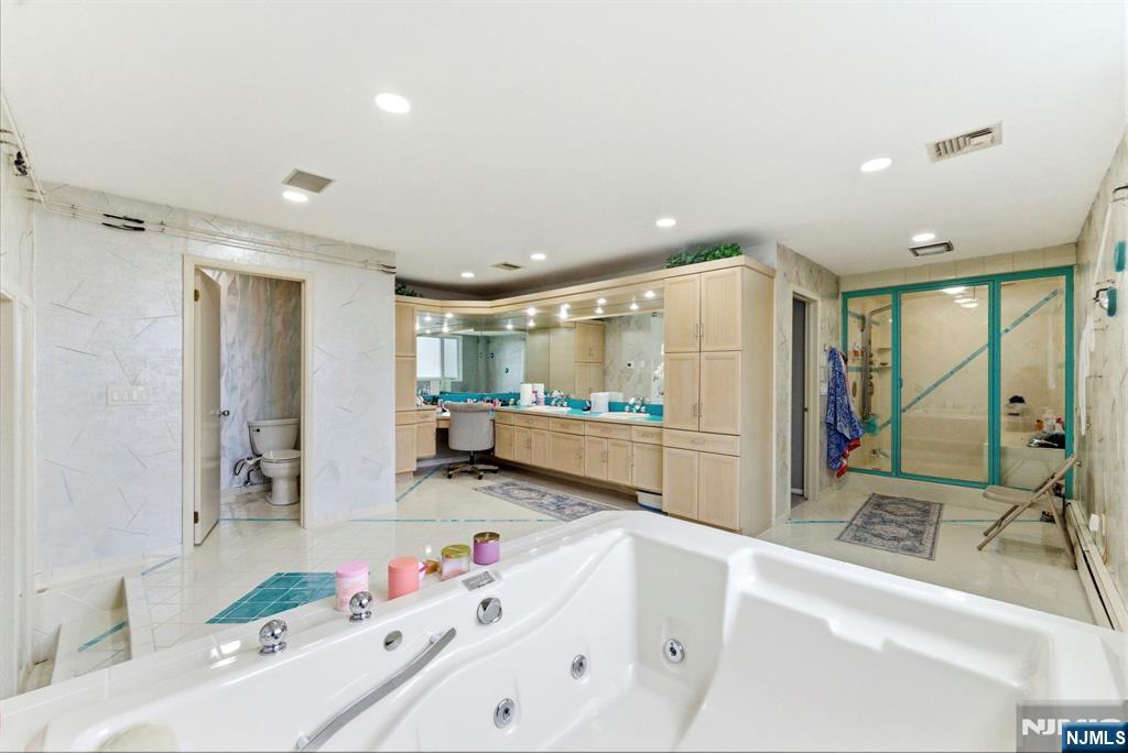36 Fox Ledge Road, Kinnelon Borough, NJ 07405 Listing Photo  34