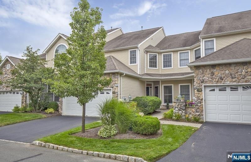 294 Spring Avenue, Ridgewood, NJ, 07450