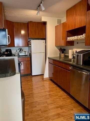 770 Anderson Ave #10B, Cliffside Park, NJ 07010