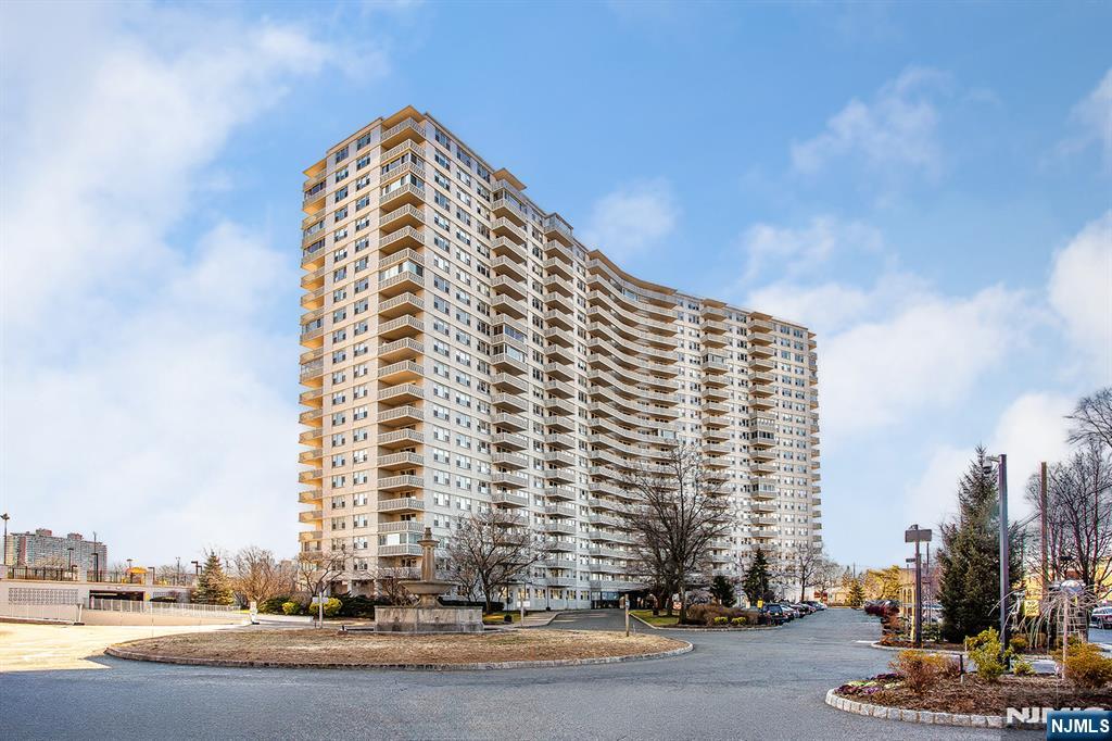 253 Maplewood Avenue, Bogota, NJ, 07603