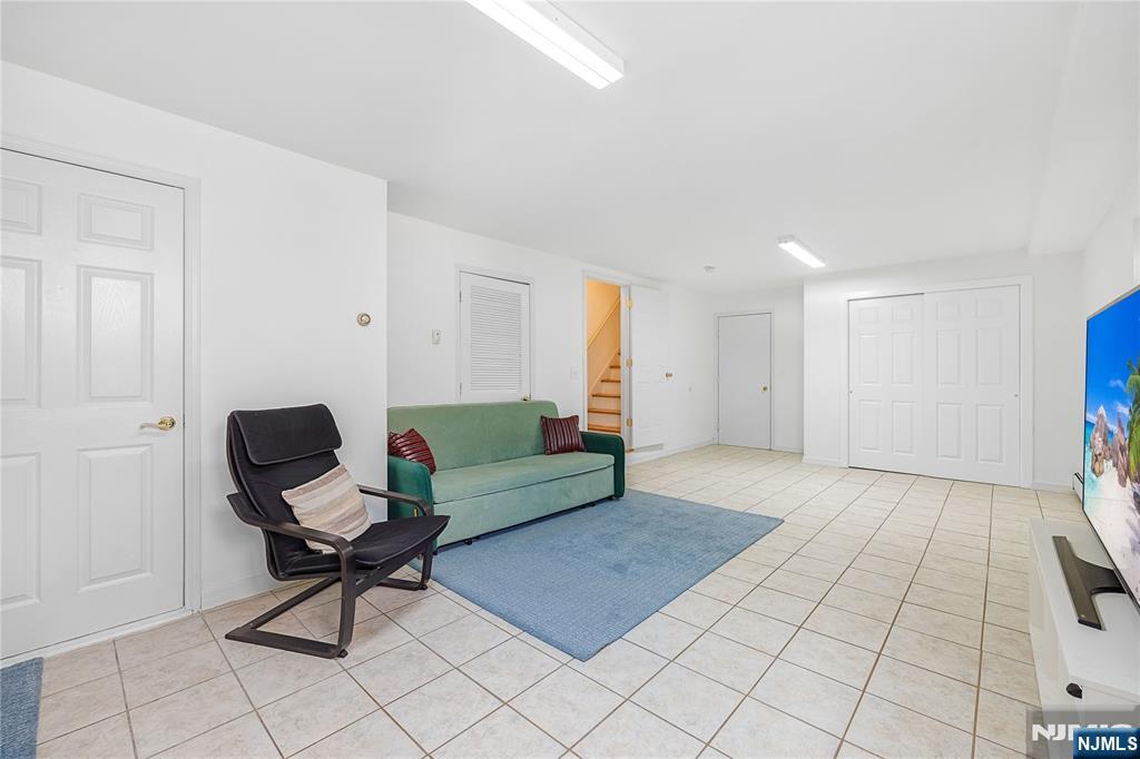 37 Palisades Boulevard, #B, Palisades Park, NJ 07650 Listing Photo  27