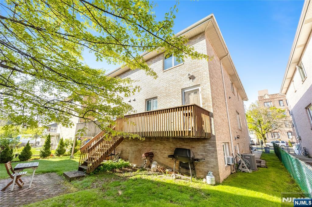 37 Palisades Boulevard, #B, Palisades Park, NJ 07650 Listing Photo  30