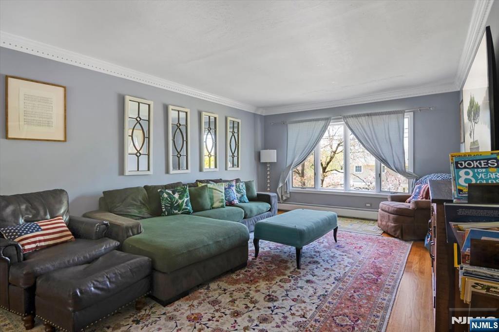 52 Molinari Drive, Wanaque, NJ, 07465