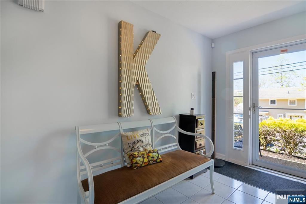 52 Molinari Drive, Wanaque, NJ, 07465