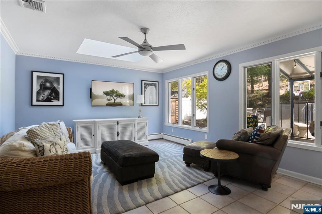 52 Molinari Drive, Wanaque, NJ, 07465