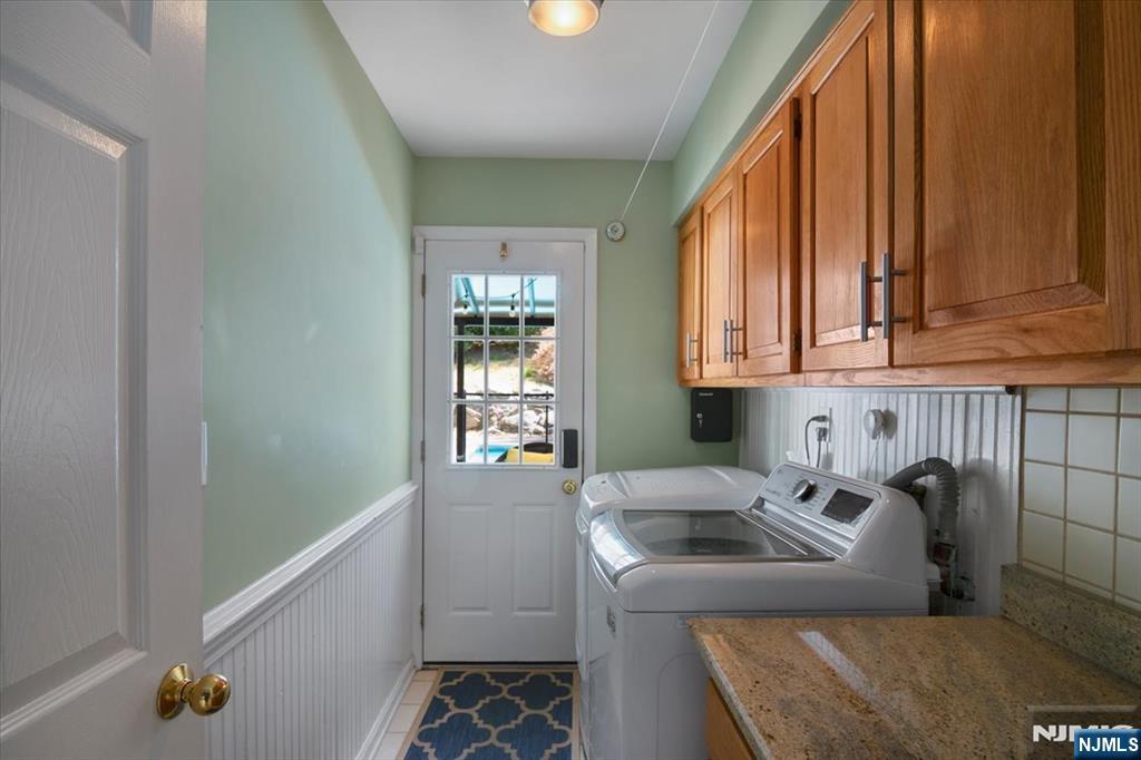 52 Molinari Drive, Wanaque, NJ, 07465