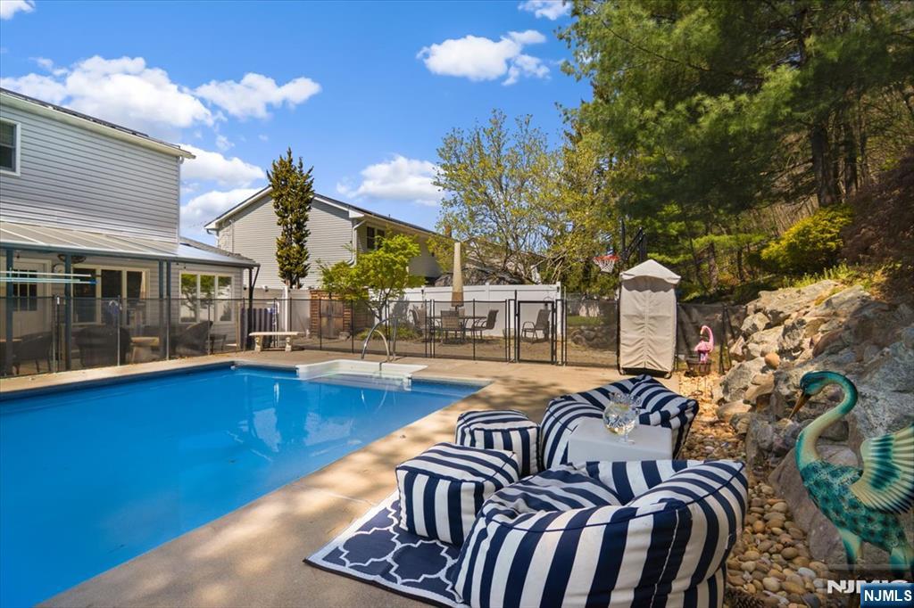 52 Molinari Drive, Wanaque, NJ, 07465