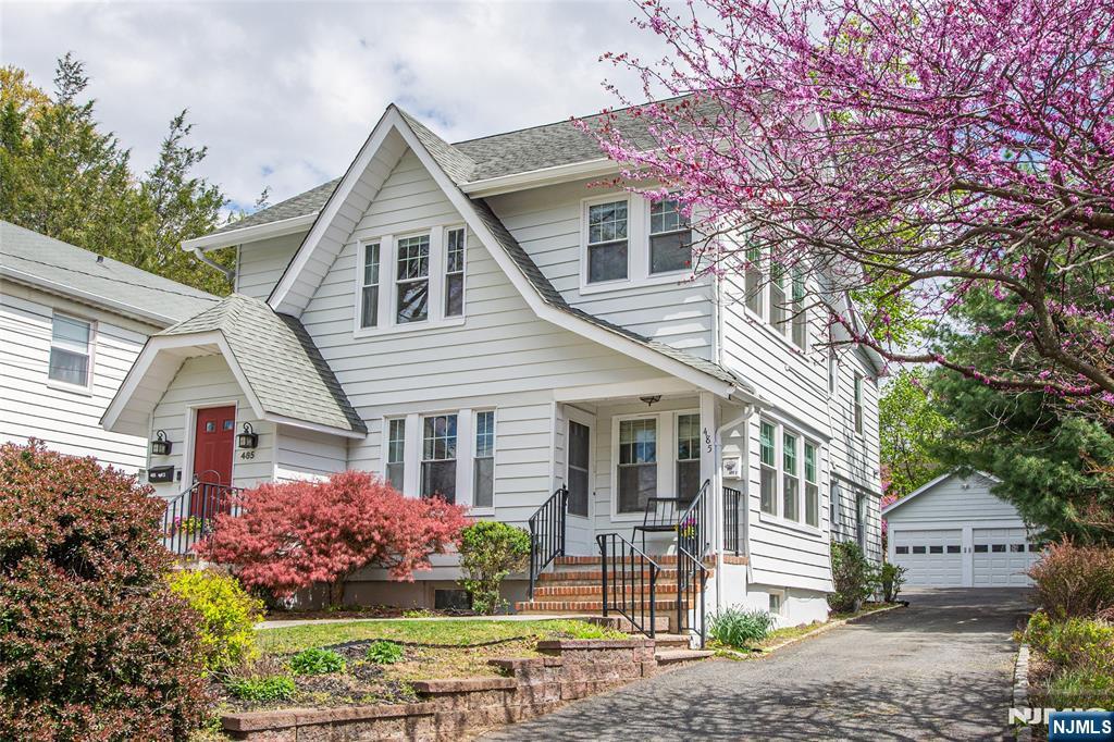 485 Valley Road - Photo 1