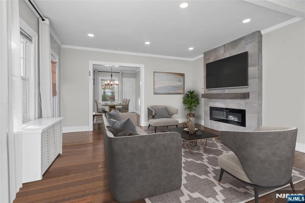 59 W Passaic St, Maywood, NJ 07607