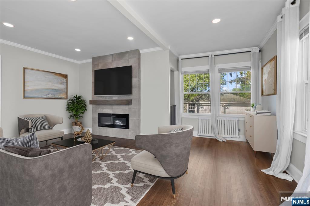 59 W Passaic St, Maywood, NJ 07607