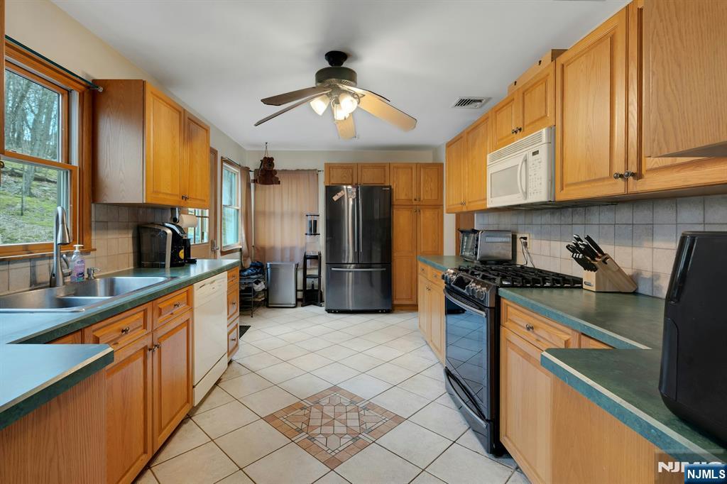 229 White Meadow Road