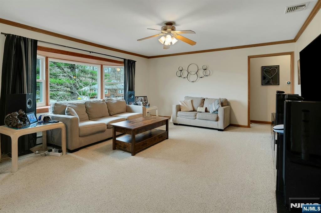 229 White Meadow Road - Photo 3