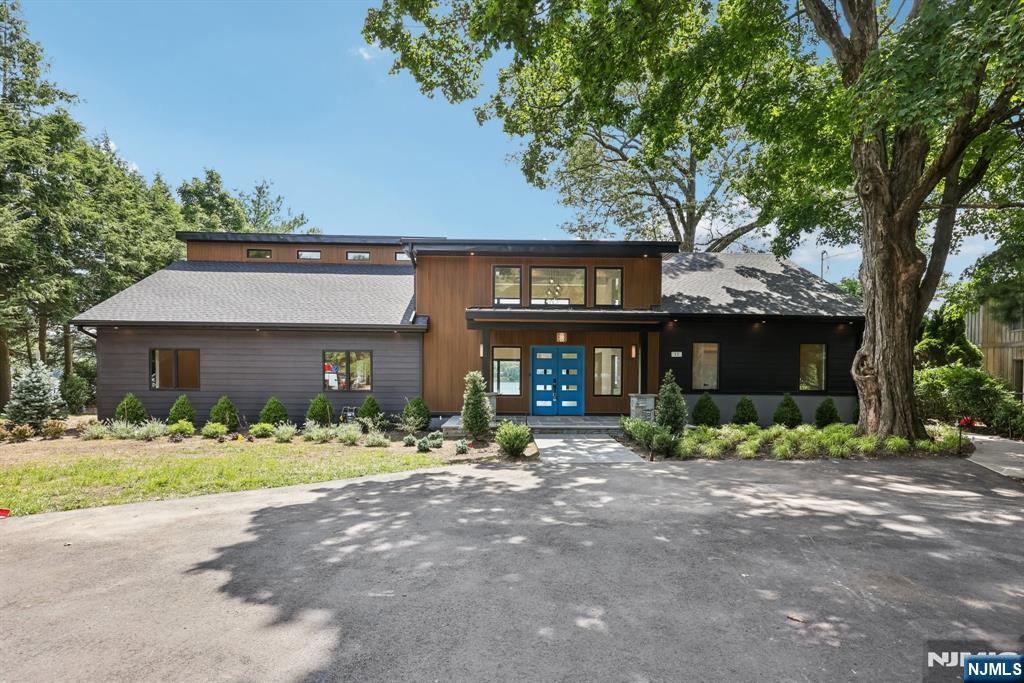 12 Rocky Point Road, West Milford, NJ 07421 Listing Photo  6