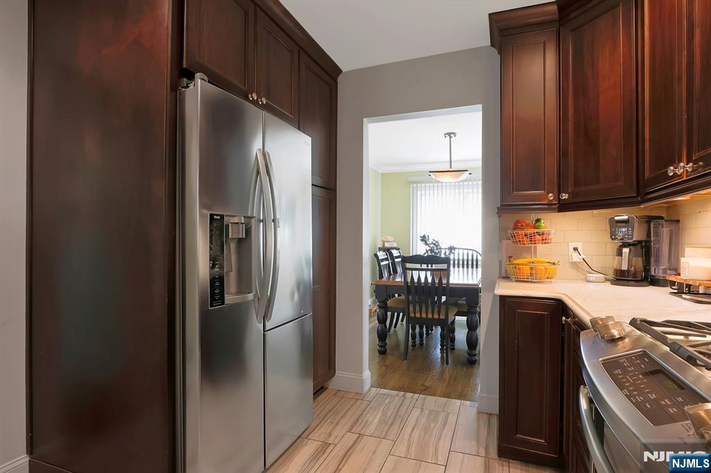 54 Chestnut Avenue, Park Ridge, NJ, 07656