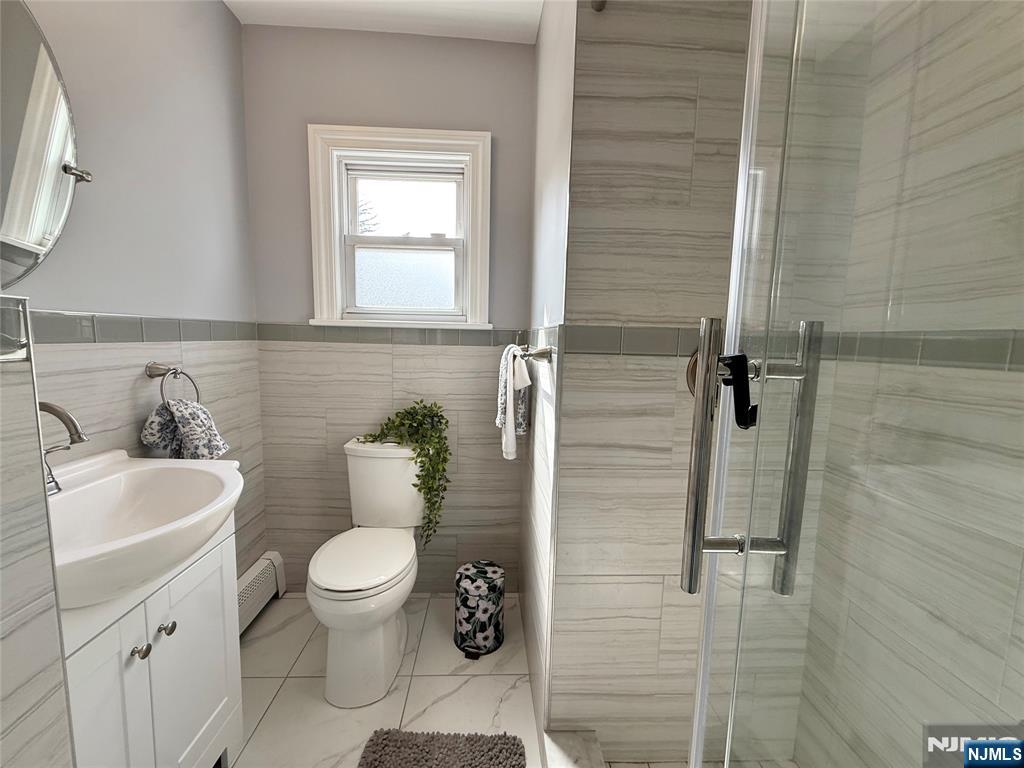 54 Chestnut Avenue, Park Ridge, NJ, 07656