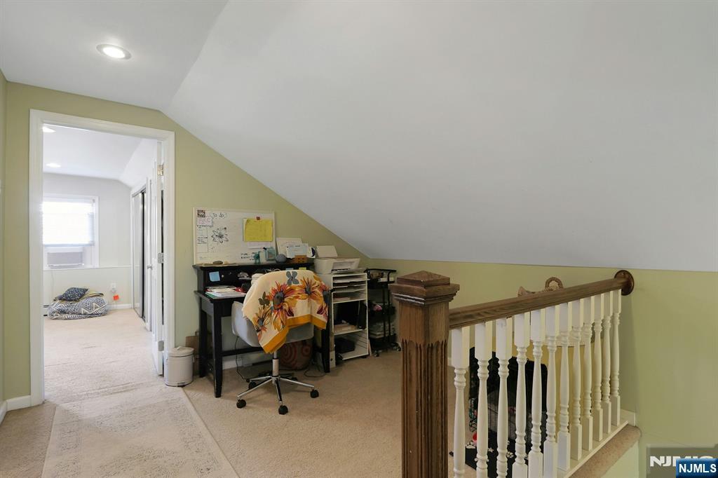 54 Chestnut Avenue, Park Ridge, NJ, 07656