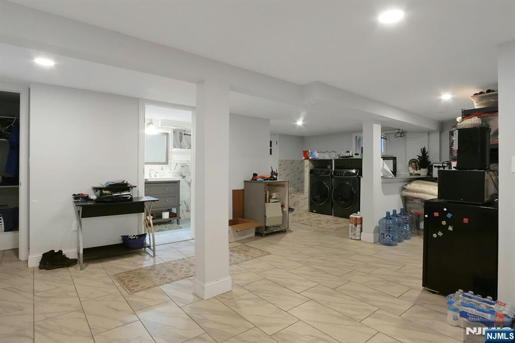 54 Chestnut Avenue, Park Ridge, NJ, 07656