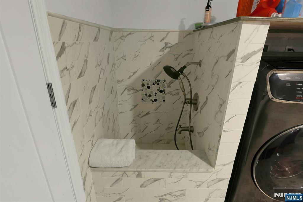 54 Chestnut Avenue, Park Ridge, NJ, 07656