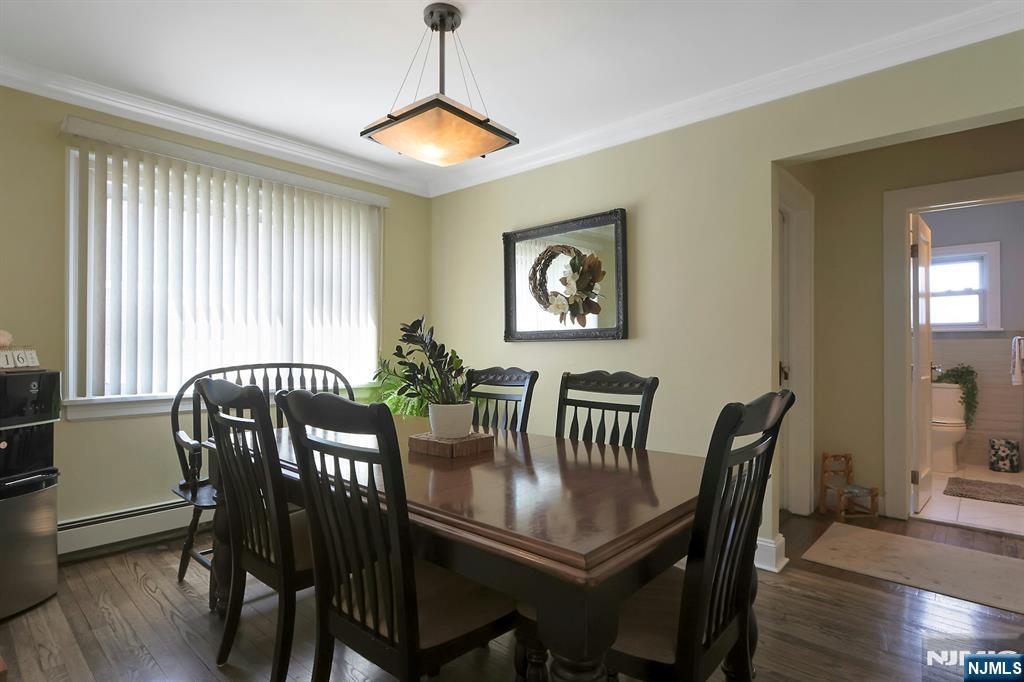 54 Chestnut Avenue, Park Ridge, NJ, 07656