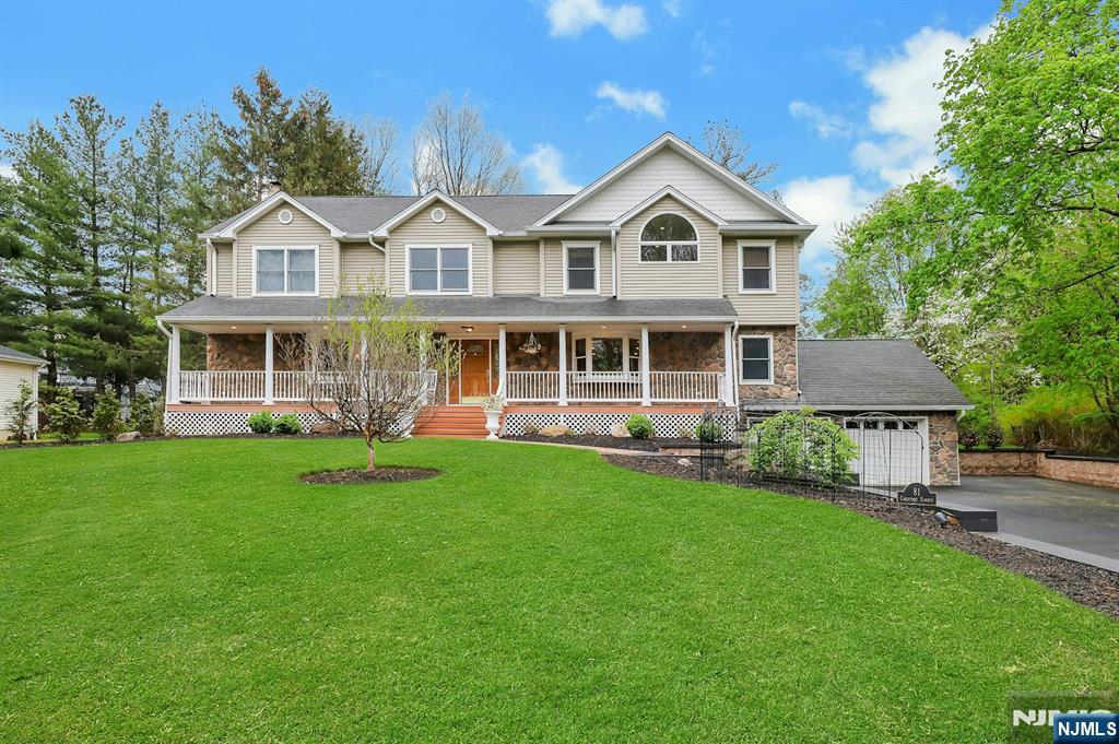 81 Chestnut Street, Allendale, NJ, 07401