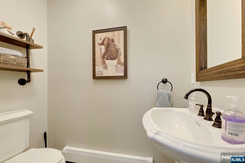 81 Chestnut Street, Allendale, NJ, 07401