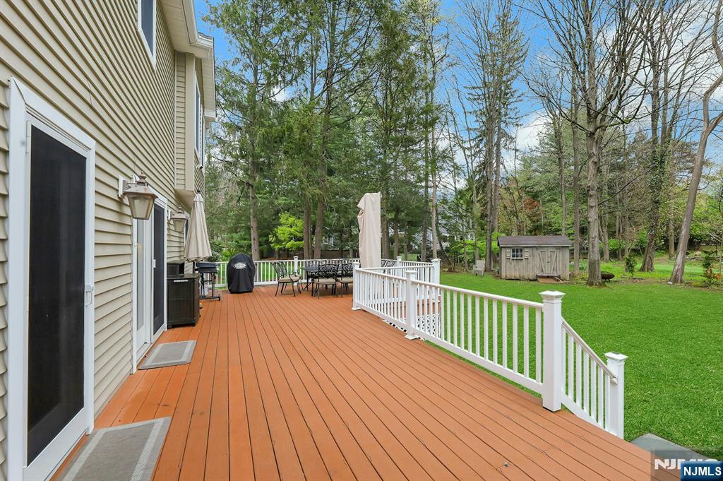 81 Chestnut Street, Allendale, NJ, 07401