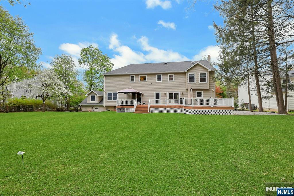 81 Chestnut Street, Allendale, NJ, 07401