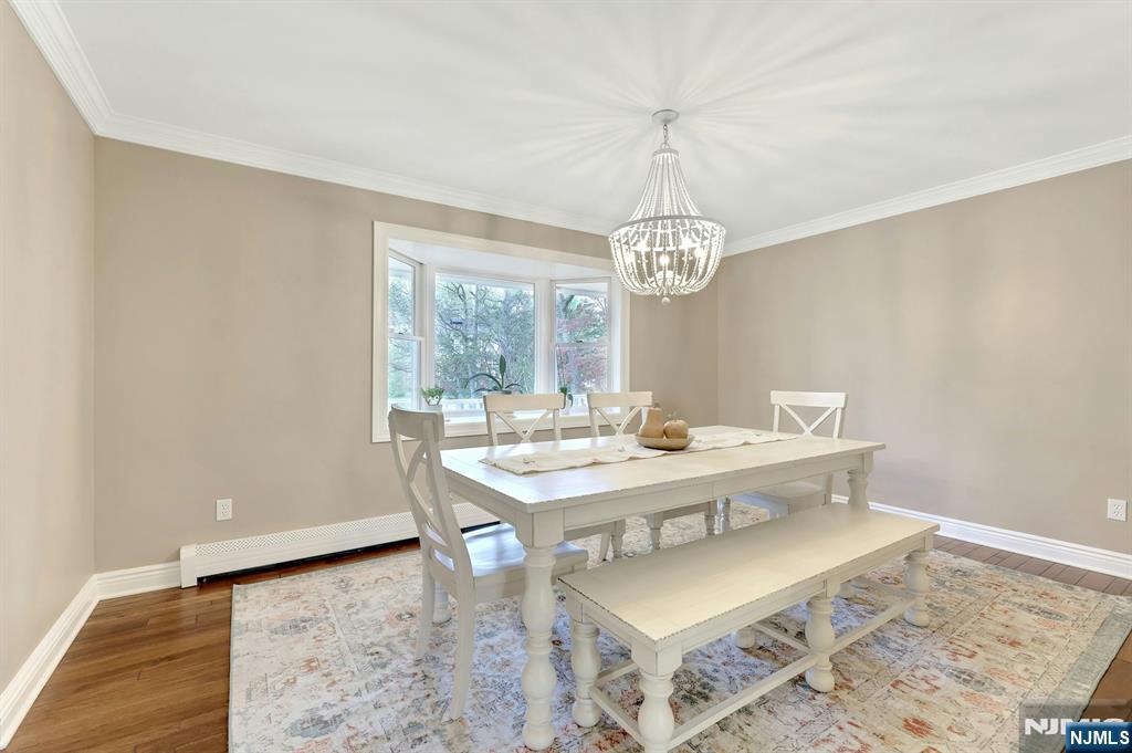 81 Chestnut Street, Allendale, NJ, 07401