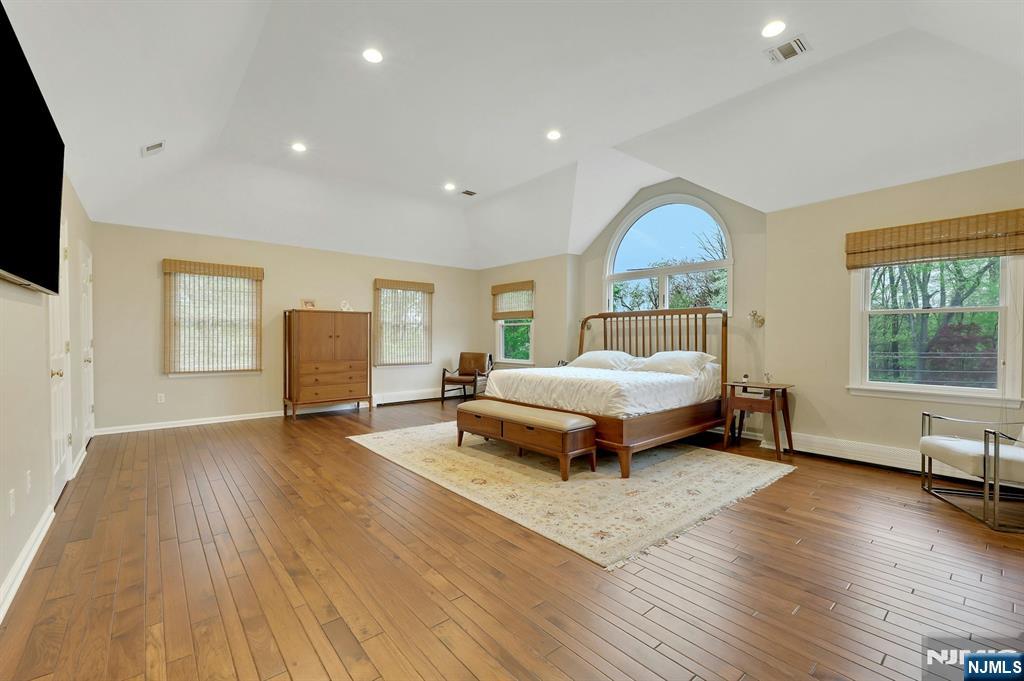 81 Chestnut Street, Allendale, NJ, 07401