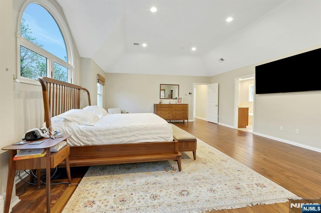 81 Chestnut Street, Allendale, NJ, 07401