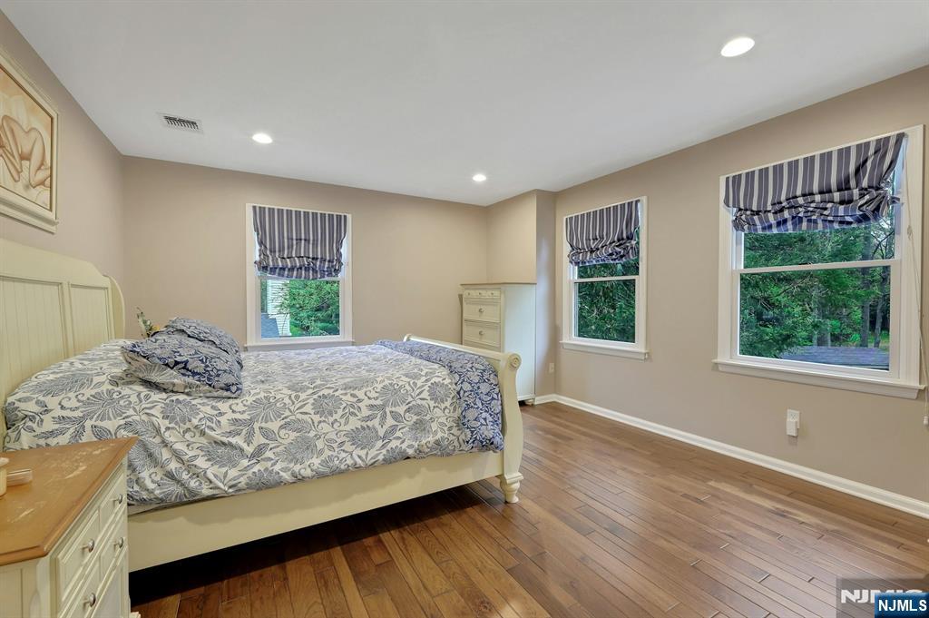 81 Chestnut Street, Allendale, NJ, 07401