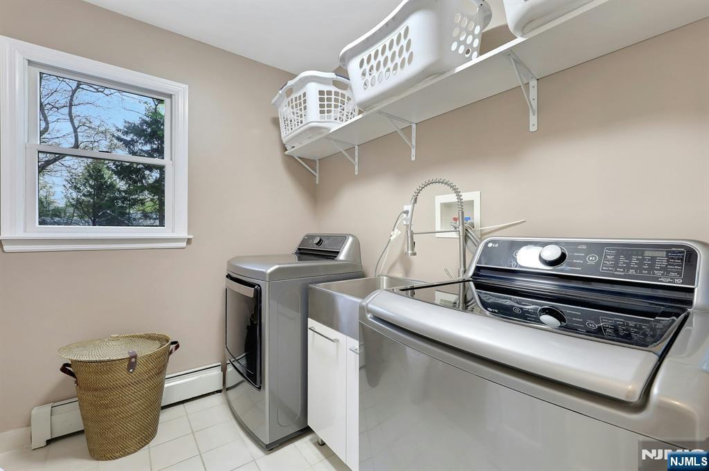 81 Chestnut Street, Allendale, NJ, 07401