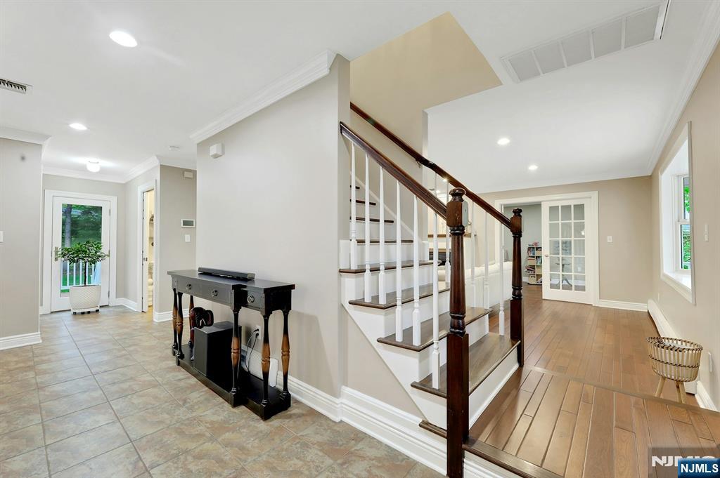 81 Chestnut Street, Allendale, NJ, 07401