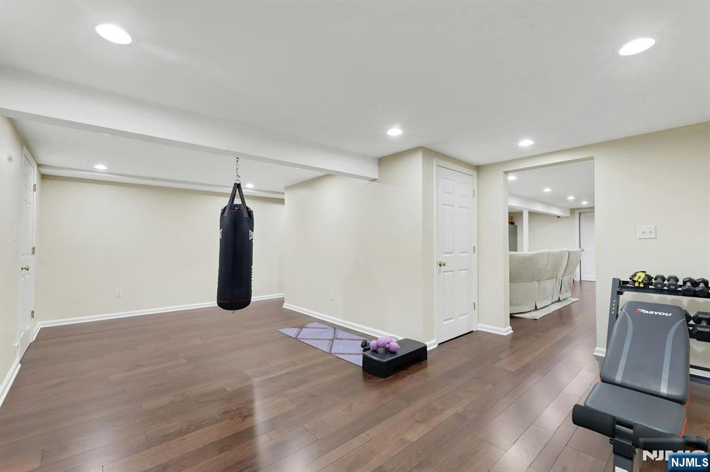 81 Chestnut Street, Allendale, NJ, 07401