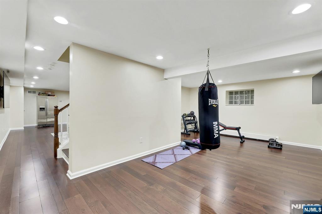 81 Chestnut Street, Allendale, NJ, 07401