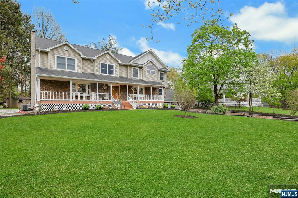 81 Chestnut Street, Allendale, NJ, 07401