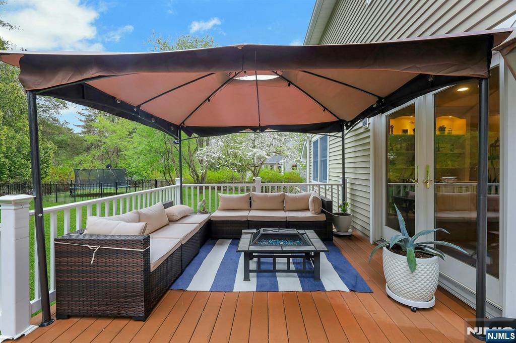 81 Chestnut Street, Allendale, NJ, 07401