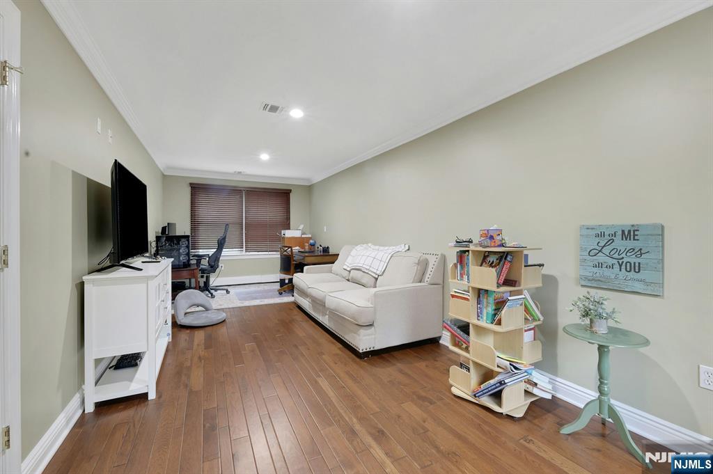 81 Chestnut Street, Allendale, NJ, 07401