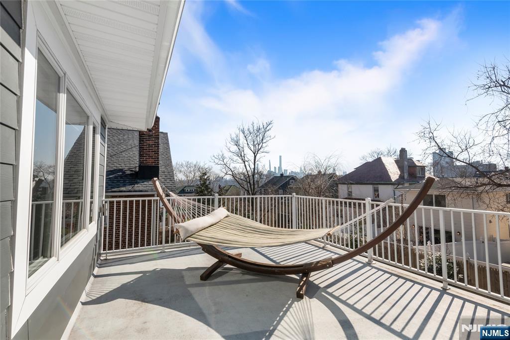 19 78th Street - Photo 3