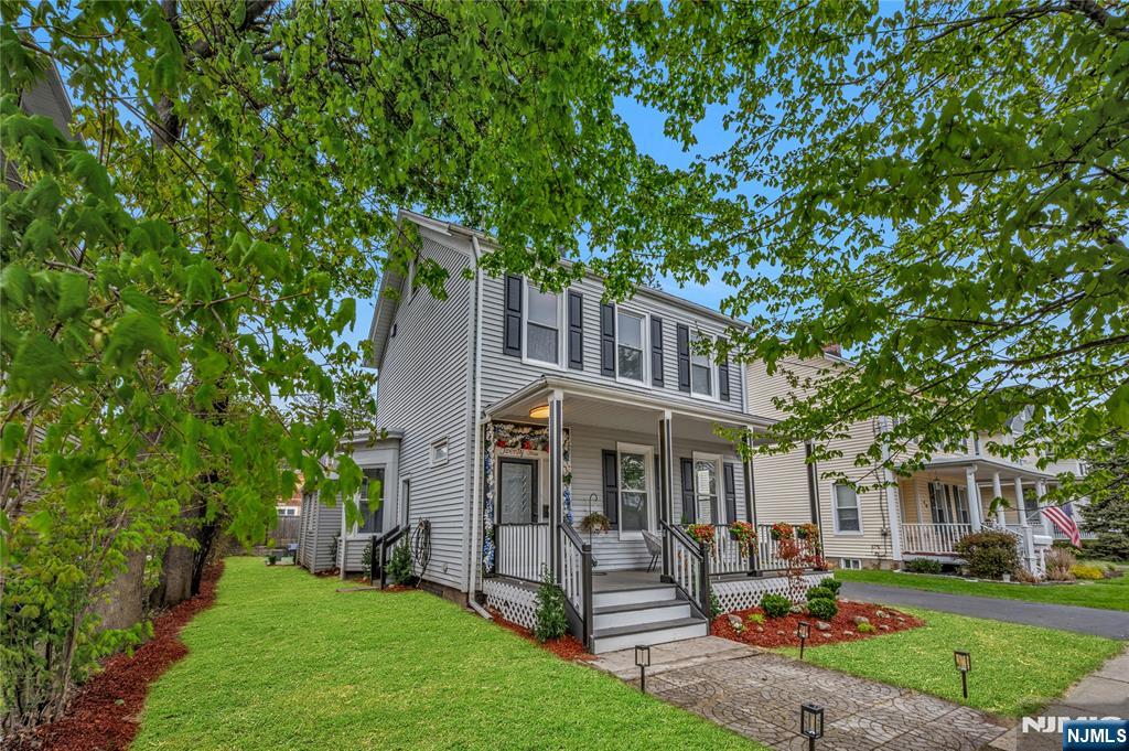 23 Maple Street - Photo 3