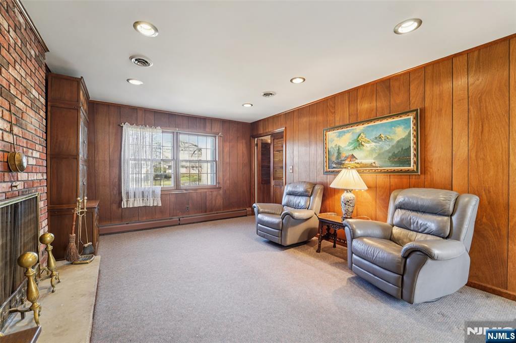 657 Lincoln Avenue — photo 15
