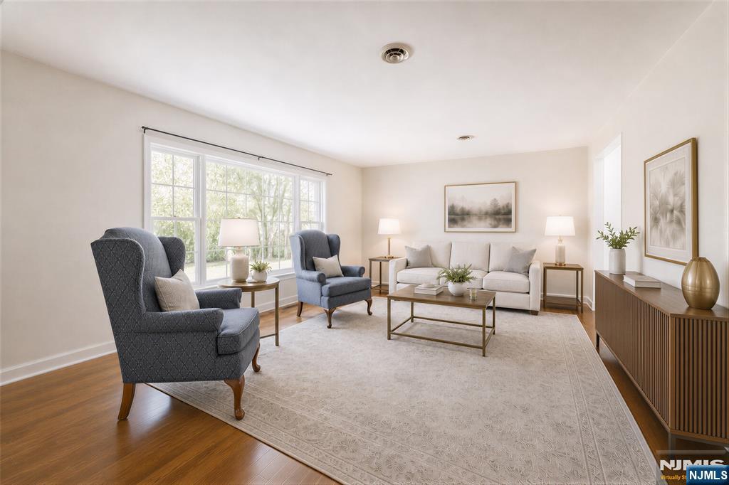 657 Lincoln Avenue - Photo 4