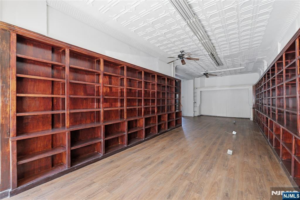 153 Sterling Avenue 1st floor - Photo 4