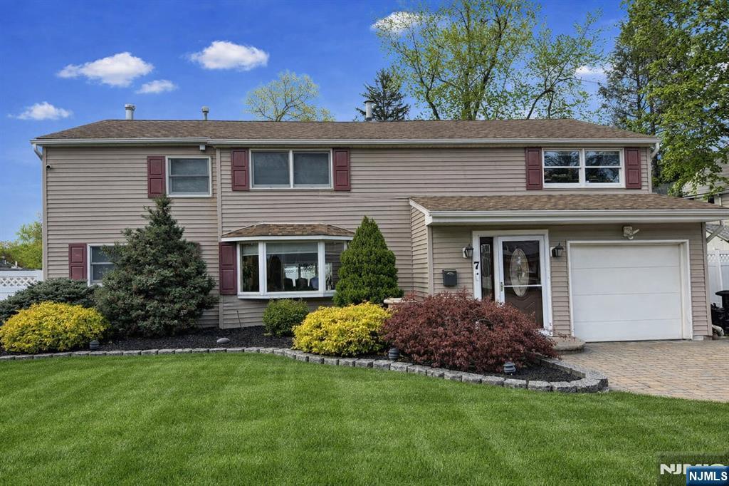 40 Horseneck Road, Montville Township, NJ, 07045