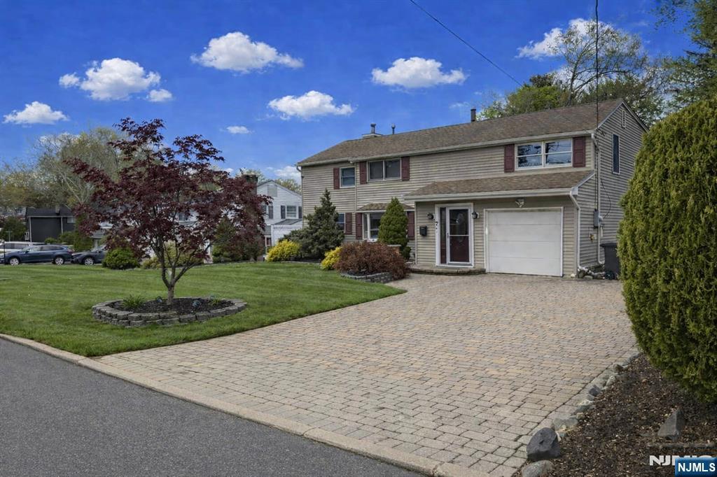 7 Stuart Street - Photo 2