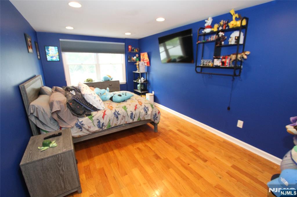3rd Bedroom W/ WIC