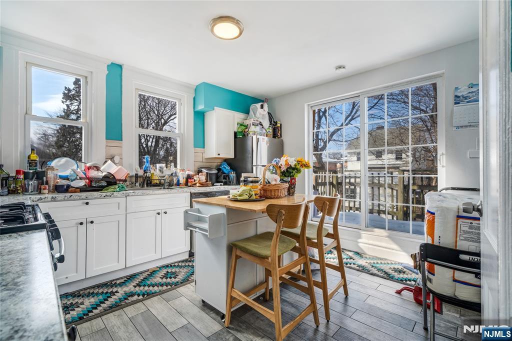 19 Montrose - Photo 2