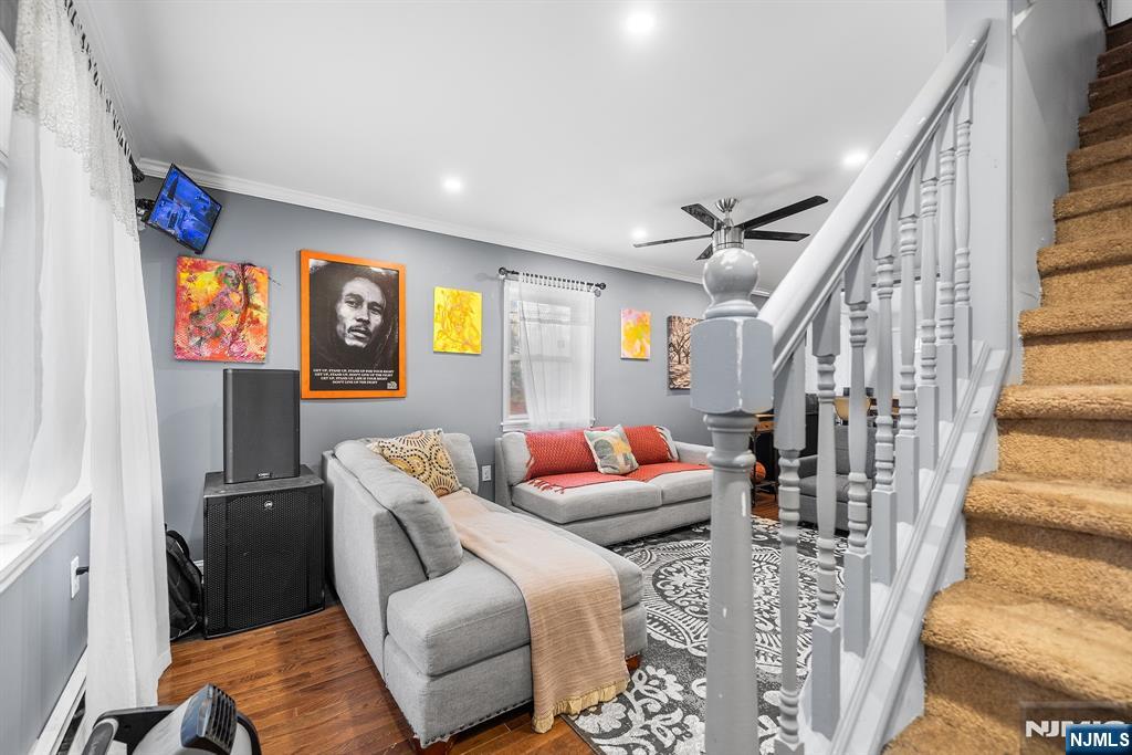 48 Lake Street - Photo 5